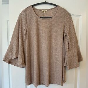NWT Mystree Striped 3/4 Sleeve Bell Sleeve Top